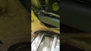fixing lift cylinder for on the bobcat 763 and Yoda helped