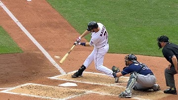 TB@MIN: Mauer singles in a run in the 1st inning