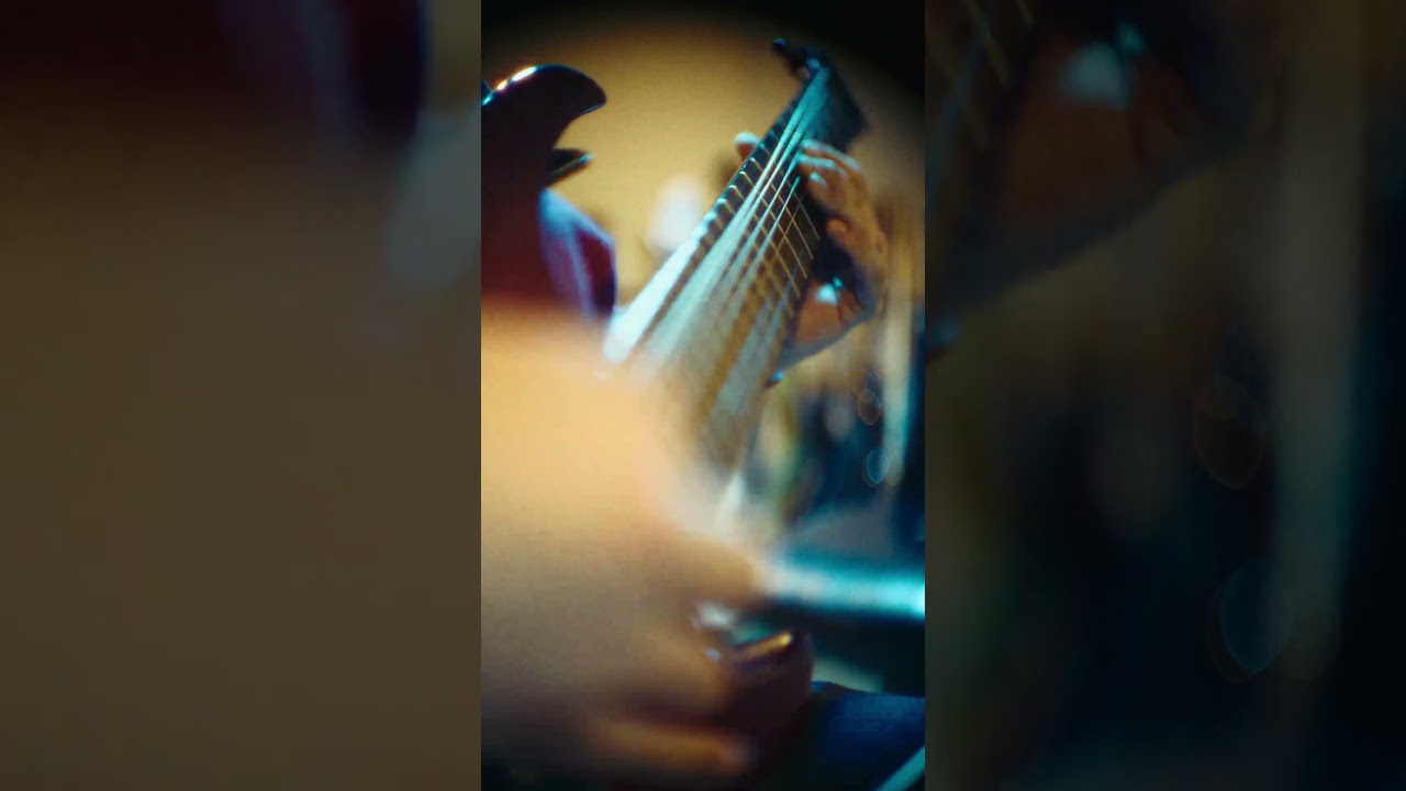 N O W  O P E N  Y O U R  E Y E S 