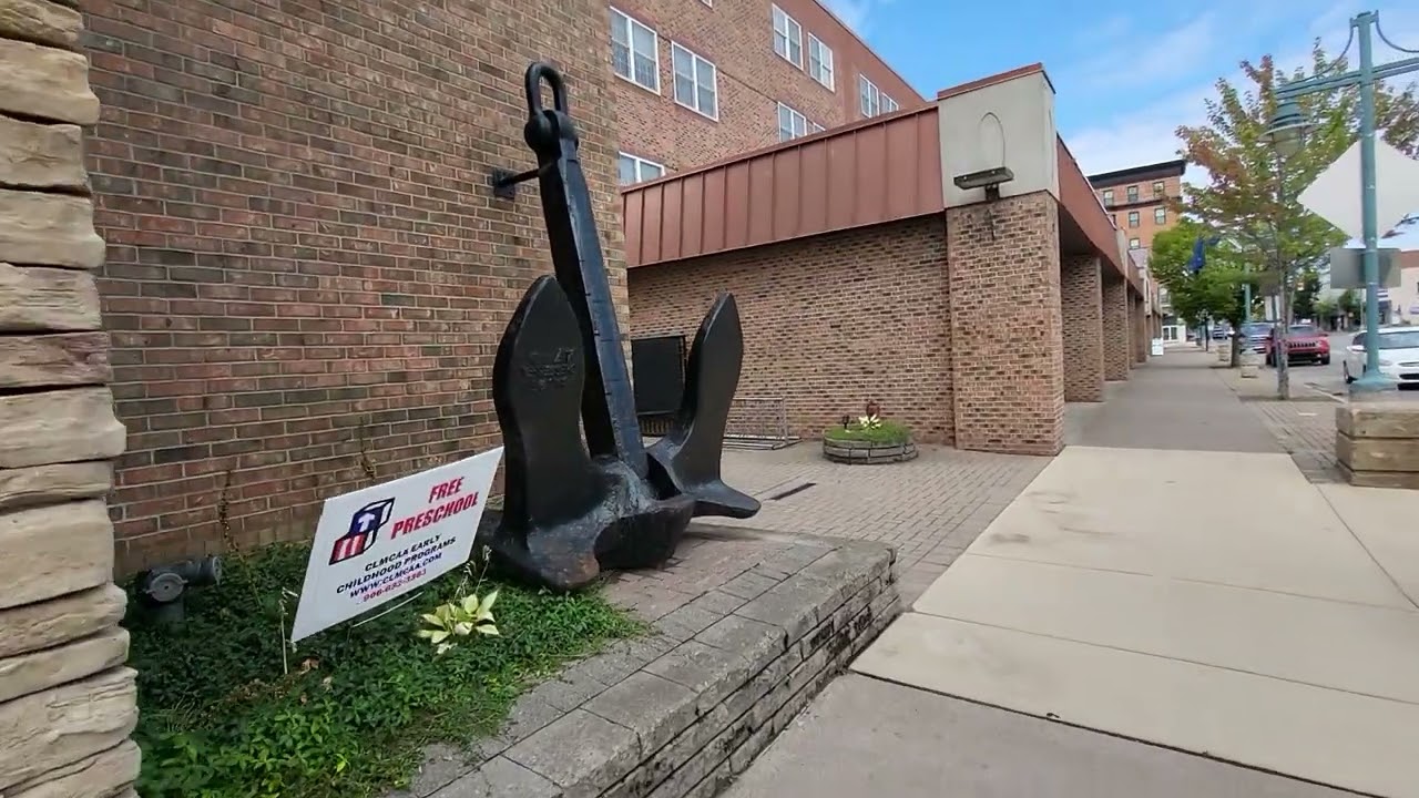 Downtown Sault Ste Marie Michigan Walk