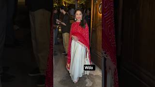 Famous Madhuri Dixit in her ethnic best: simple, serene, stunning❤️#madhuridixit .🥰 Net Worth
