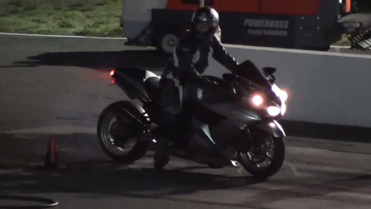 KAWASAKI NINJA H2 VS SUZUKI GSXR DRAG RACE🏍️.