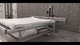 Mattress vacuum packaging to compress mattresses - Hacona VI-type industrial vacuumpackaging machine