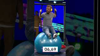 Mathias Mester beim Spiel "Sitzknall" | Jetzt knallt's