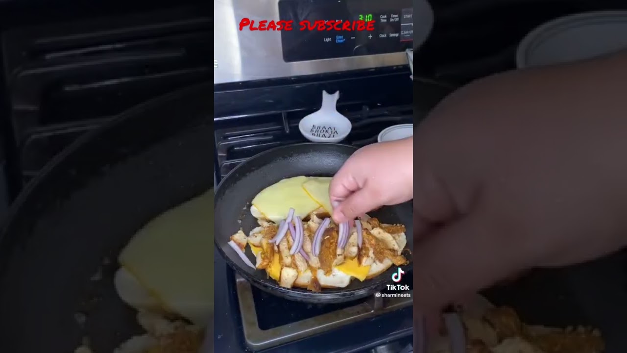 Chicken 🐓 sandwich 🥪 👌