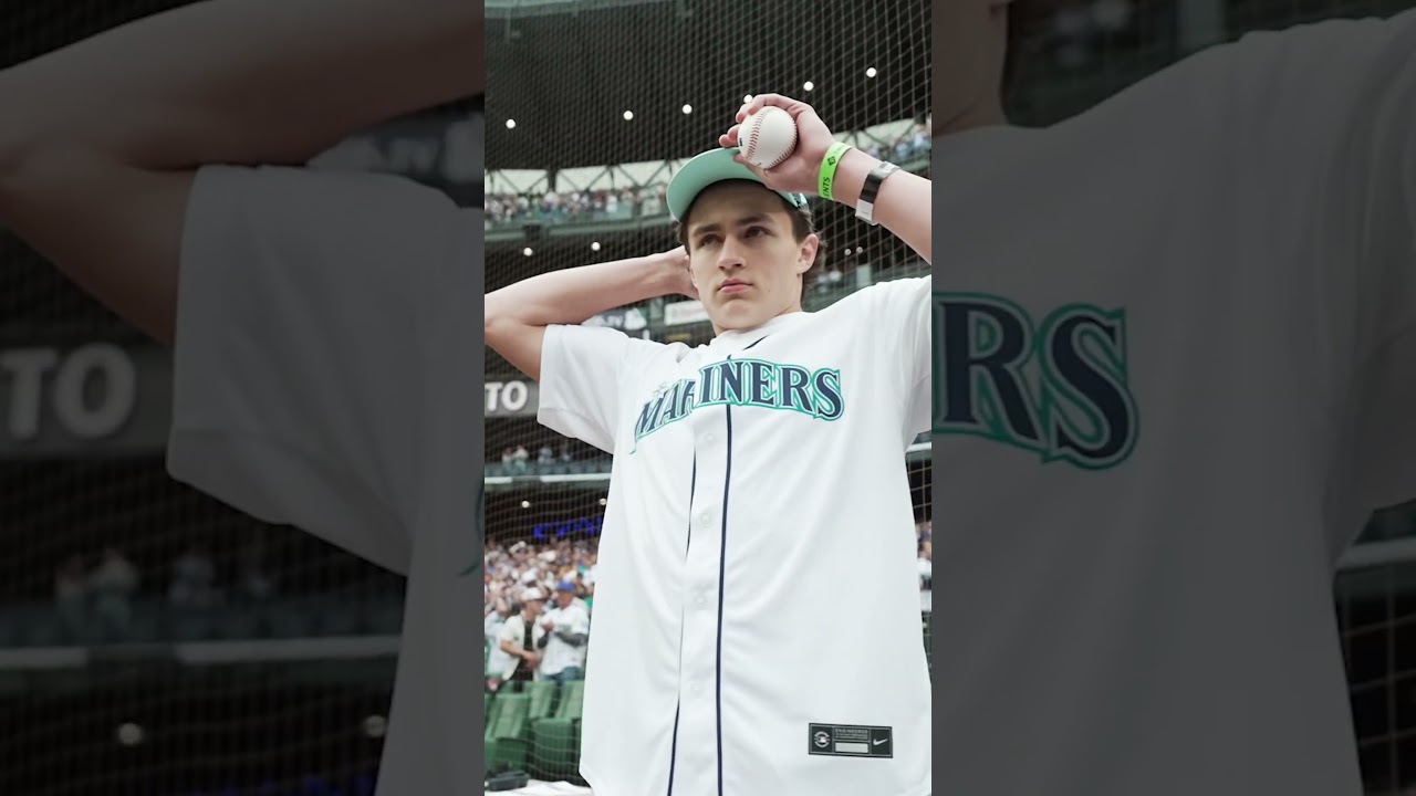 M’s are undefeated since Reider threw out the first pitch, just sayin 🔥