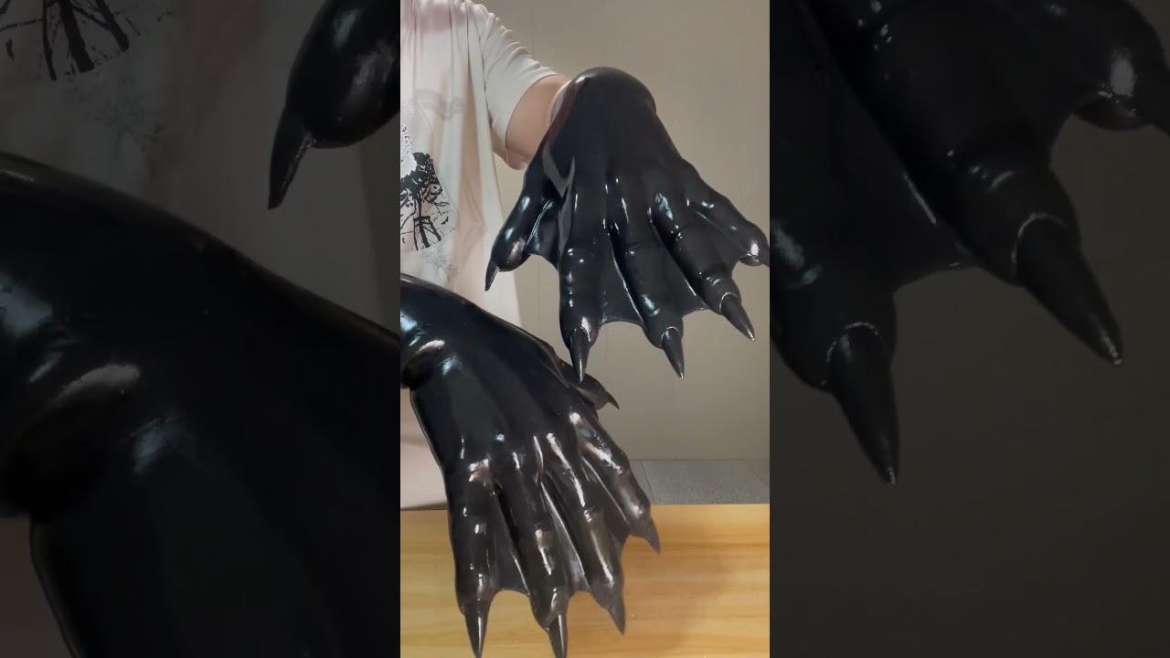 Silicone Webbed Beast Paw Gloves🐲🐉