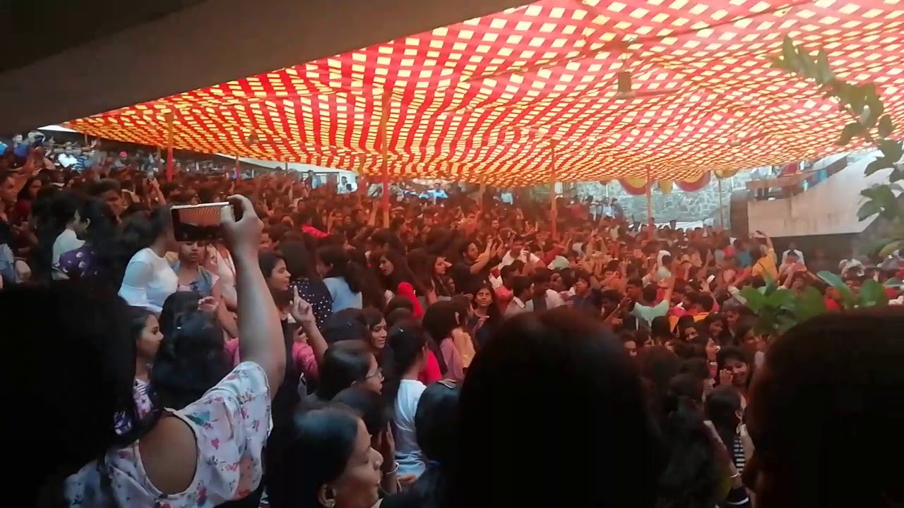 KIT's college of engineering ¦¦ Talent show ¦¦ Dj ¦¦ Meraki 2020 - YouTube