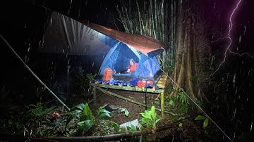 ใช้ชีวิตในป่า4วัน3คืน โดนพายุฝนถล่มหนัก   สร้างที่พักยกพื้นสูง ป้องกันสัตว์มีพิษ  ep273