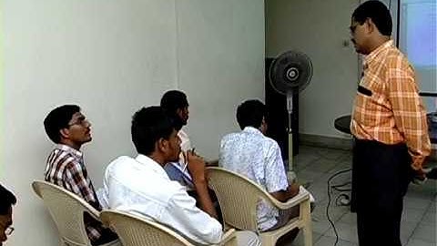 SubbiahPandian  Beyond Mechanical Universe Part 30   Potential and Capacitane 5