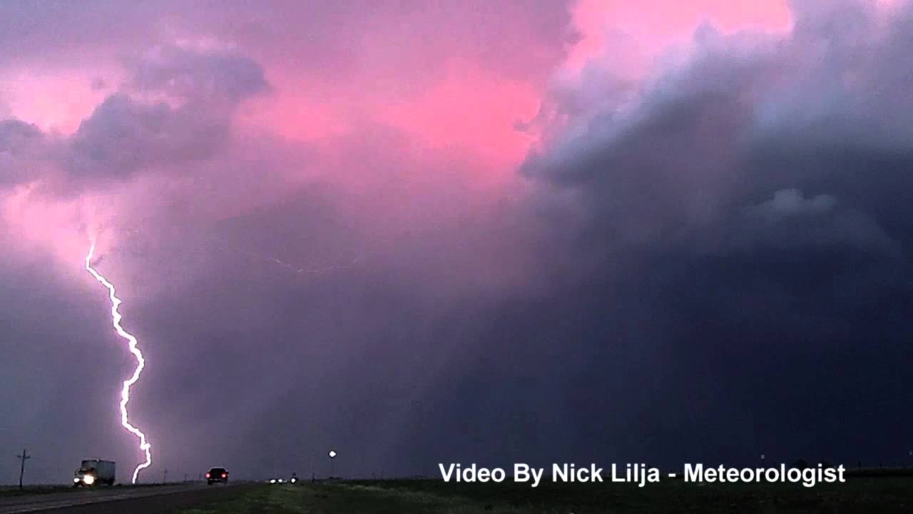 Lightning SW of Umbarger, Tx on 41112 YouTube