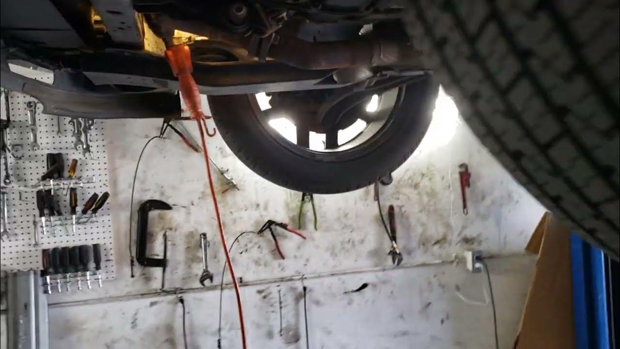2017 Ford Explorer 3.5 Upstream O2 sensor Replacement - YouTube