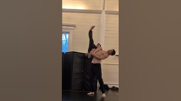 Microdose Pilobolus Particle Zoo duets in jeans