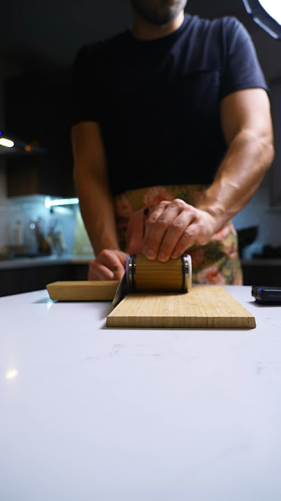 Here's how to quickly and easily clean a blender #shorts 