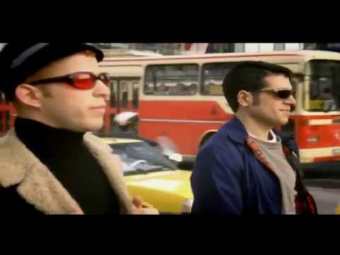Athena - Yaşamak Var Ya (2000)
