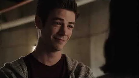 Barry and Cisco 1x23 Un-Deleted Hallway Scene