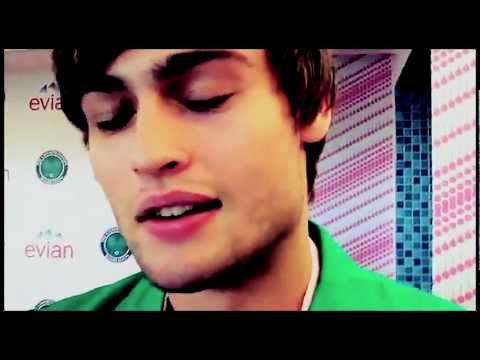Douglas Booth | Sexy and I know it
