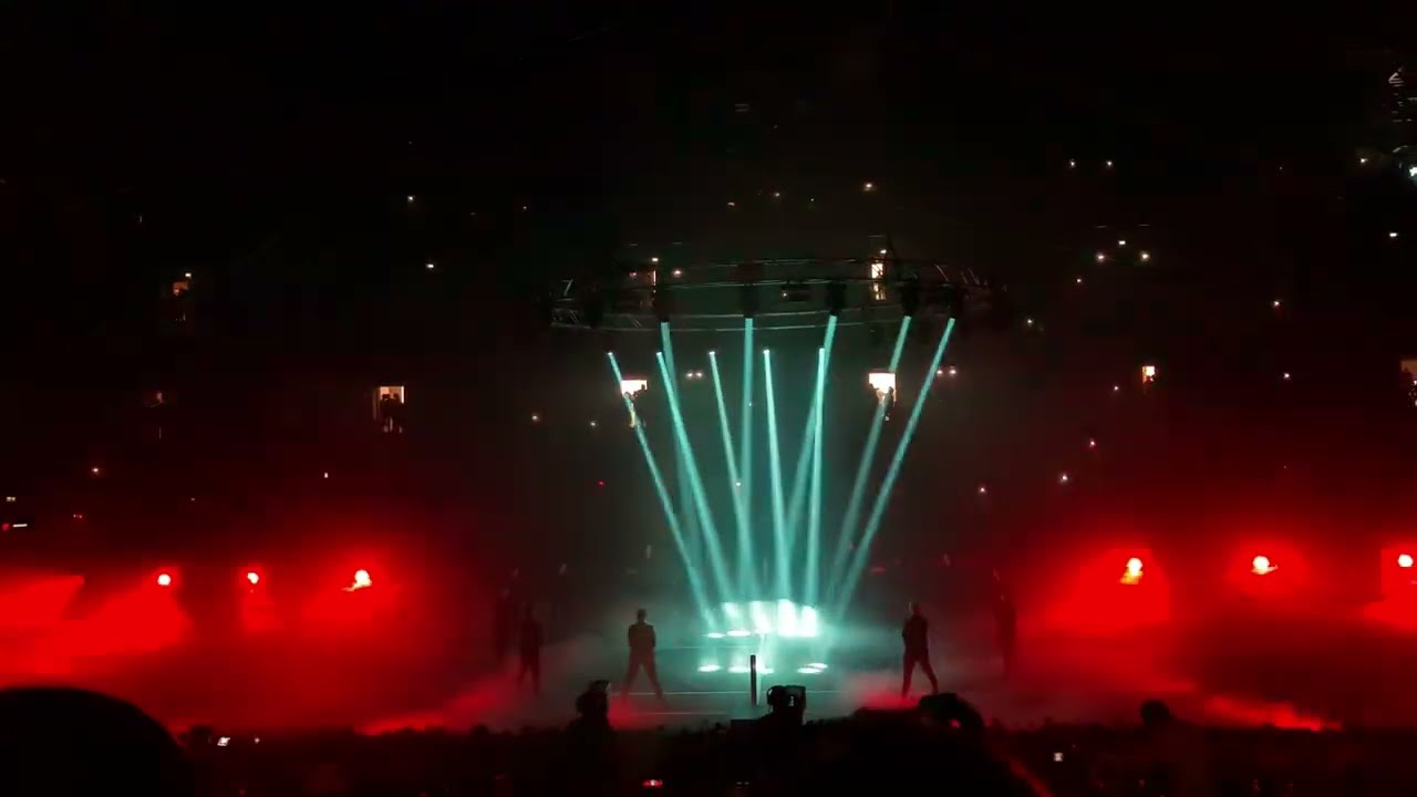 Tennis Masters: Halep/Pavel Face Off Against Legends Graf/Agassi | Sports Festival 2024