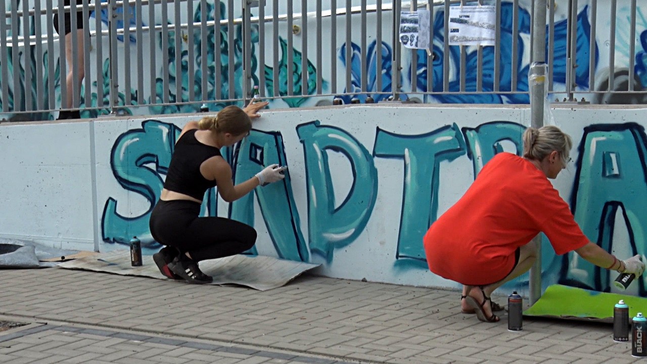 PUNKTum Graffiti-Projekt am Stadtbad Sangerhausen