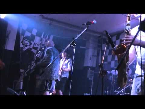 Bad Manners 'Walking