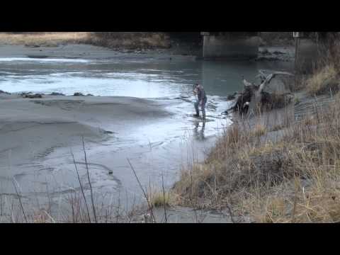 glacial mud with Airlite Inflatable Snowshoes 1