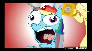 Loud Music Scare Ingrid Zambra Crossover