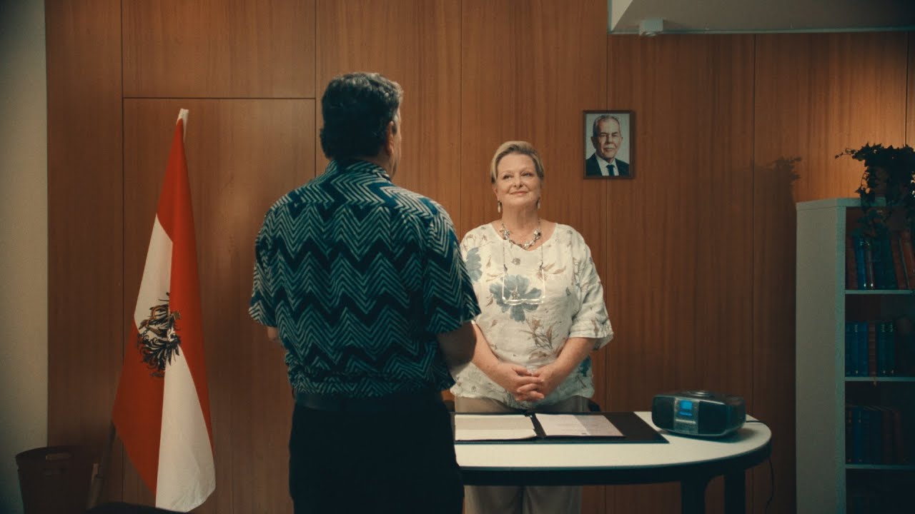 NOCH LANGE KEINE LIPIZZANER Trailer - ab 12. September im Kino!