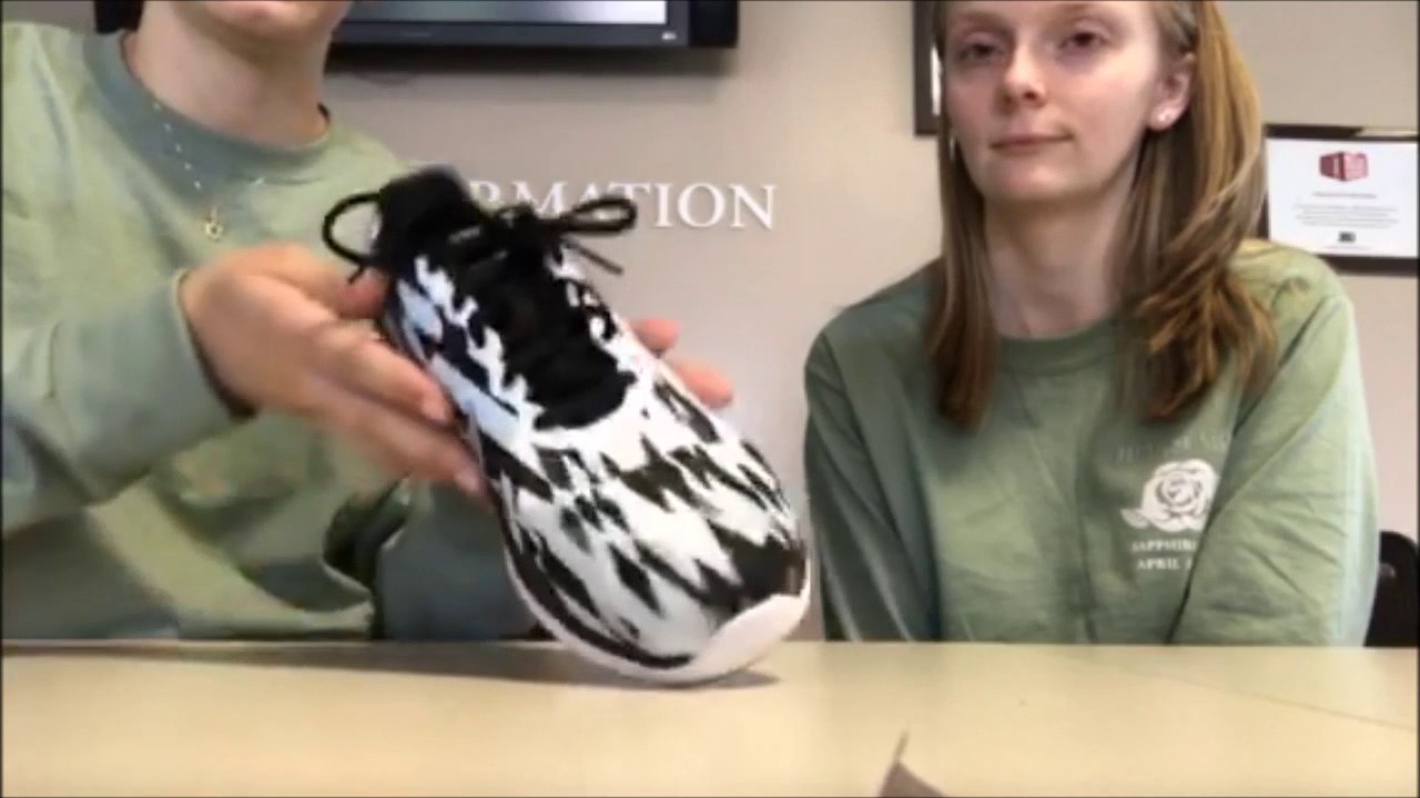 Forward Chaining: Tying a Shoe