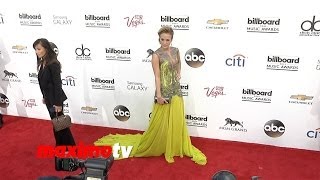 Carrie Underwood 2014 BILLBOARD MUSIC AWARDS Red Carpet ARRIVALS