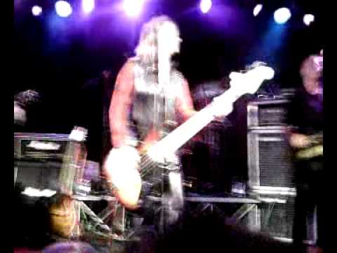 Suzi Quatro- She's In Love With You snippet live 11/7/2009