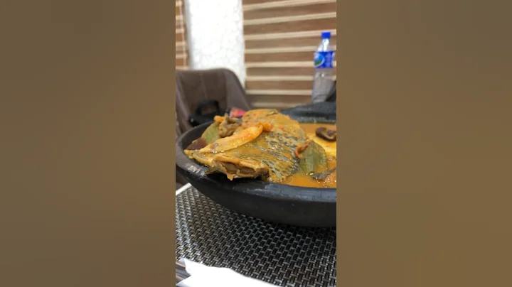 Ghana food tour#foodie #shortsafrica #abujayoutubers #shortswithmotso #foodlover #viral #shorts #yt