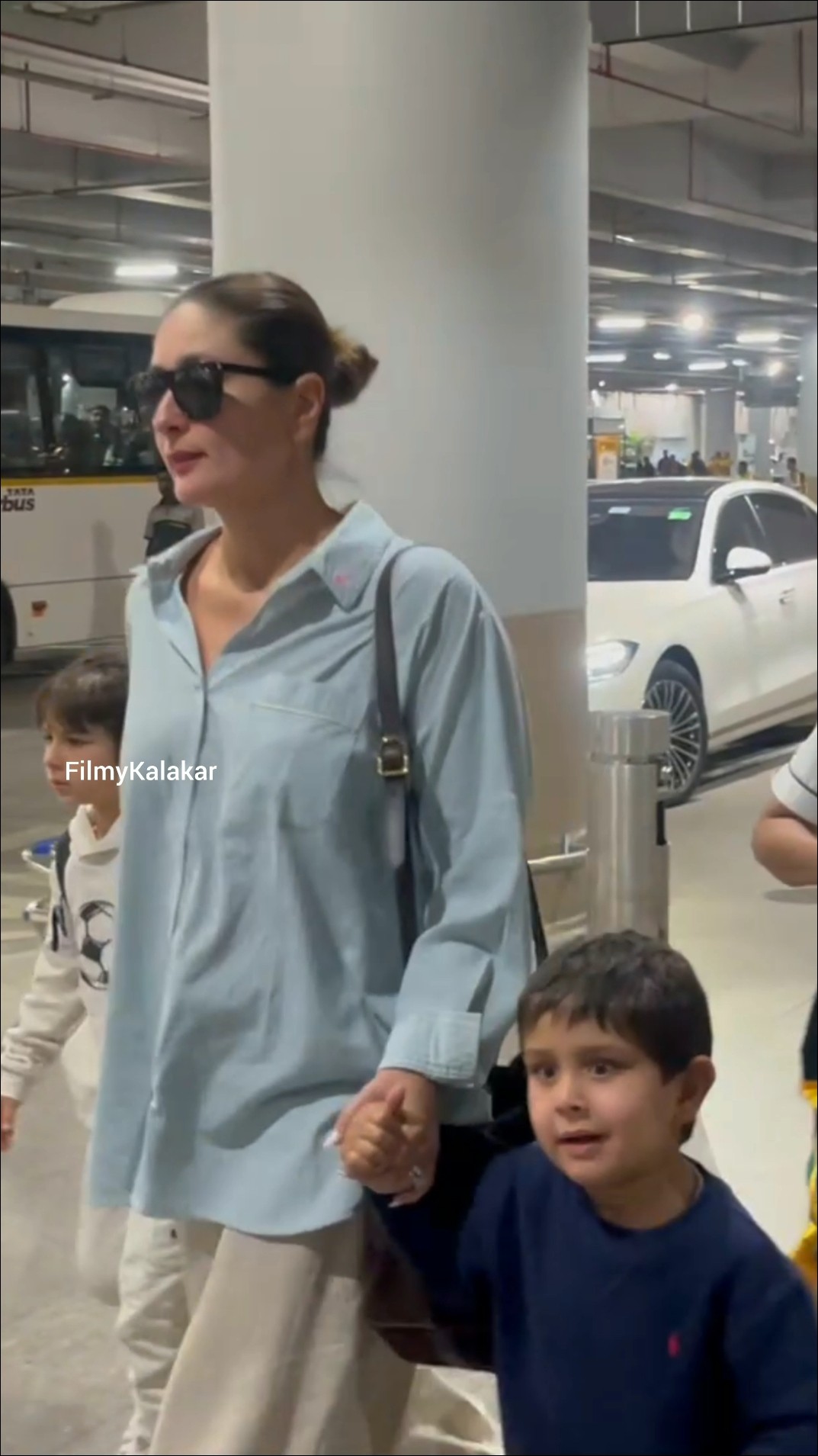 Perfect mirror image and personality of his mommy #kareenakapoorkhan ? #filmykalakar