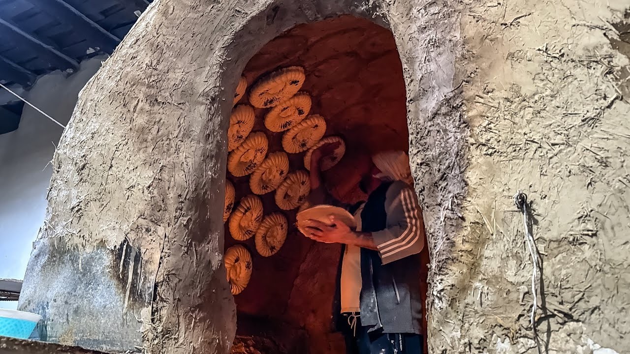 Unbelievable street food in Mazar Sharif Afghanistan | Afghani bread 🍞  | Bread