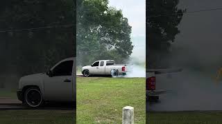 How good does this GMT900 pickup sound? #carsofyoutube #chevrolet #carshow #burnout #v8 #pickup