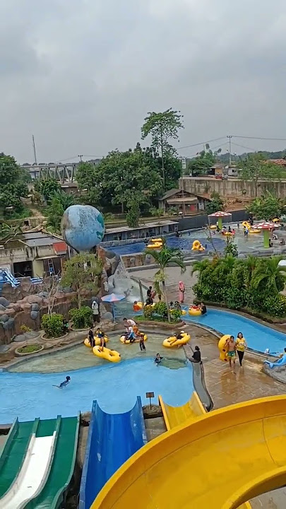 Seluncuran planet water boom Purwasari  #waterboom