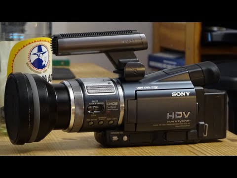 Sonys erster HDV Camcorder HDR-HC1E - YouTube