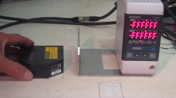 KEYENCE LK-G32 High precision sensor head small spot　動作確認