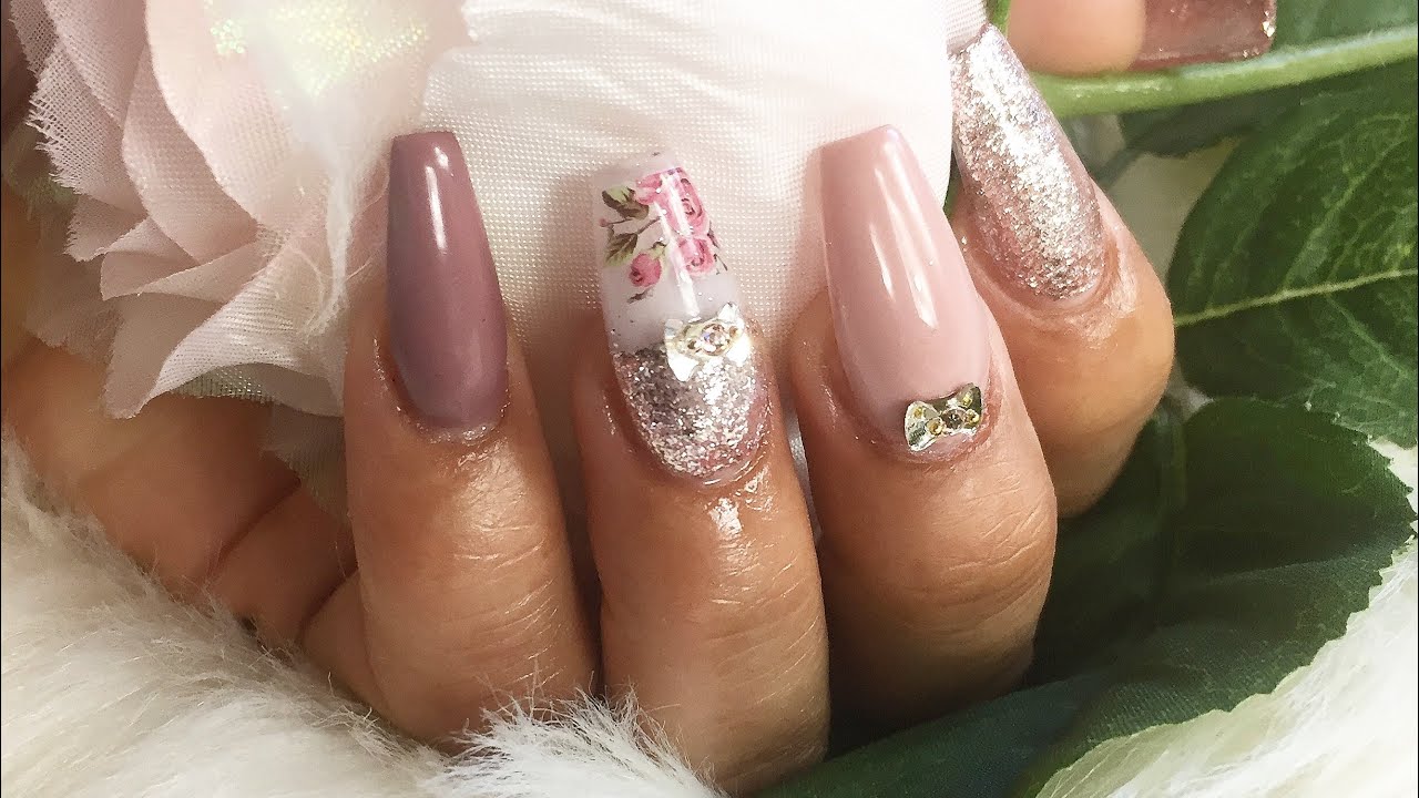 uñas acrilicas rose gold efecto porcelana con diseño súper primaveral 💐 -  thptnganamst.edu.vn