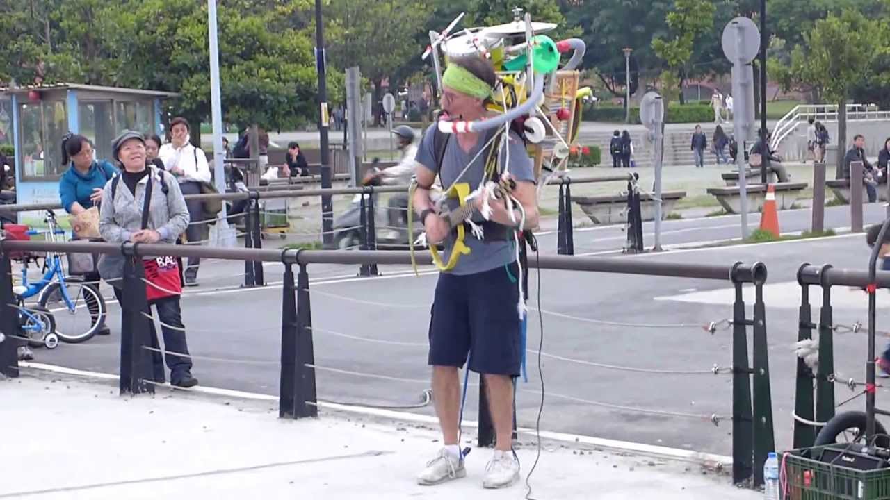 淡水河邊街頭藝人 一人樂團兼歌手 Stand By Me Youtube 淡水河邊街頭藝人 一人樂團兼歌手 Stand By Me Youtube