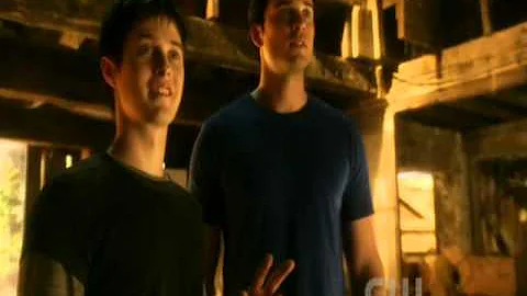 Smallville S10e16 Scion Lois meets Connor Clip