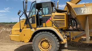 How to drive a dump truck (Cat 730)