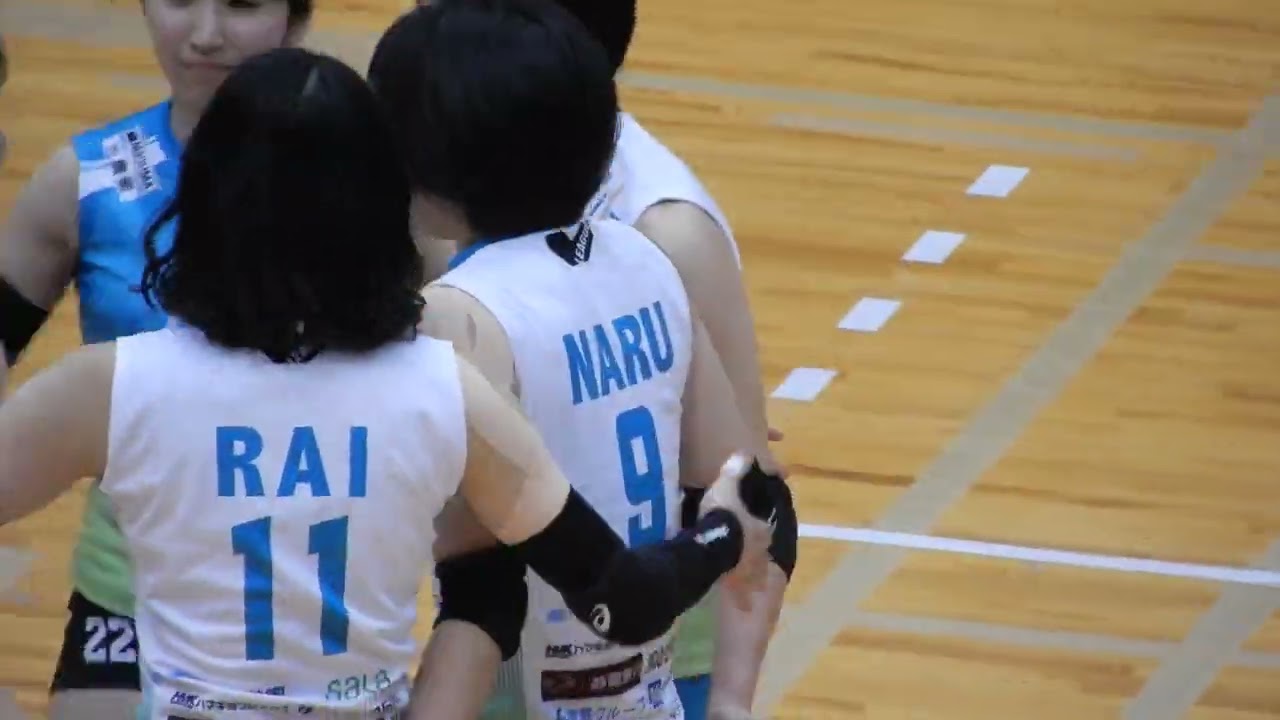 女子バレーVリーグ、水色ユニフォーム - YouTube