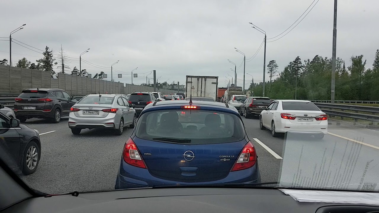 дтп на новорижском шоссе вчера. новая рига пробки. авария гелендваген новорижское шоссе. пробки в красногорске. пробка новая рига сейчас.