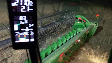 Kolik koní má John Deere s690?