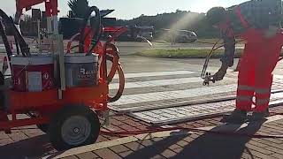 CMC road marking machines: AR30PRO-2C