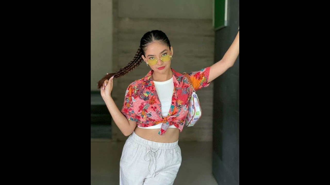 anushka sen cute whatsapp status