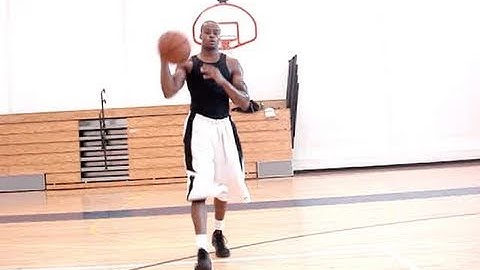 Dre Baldwin: Jab Step Pivot Spin Move, Behind Back Dribble Pullup 3pt Shot | Scoring Moves Footwork