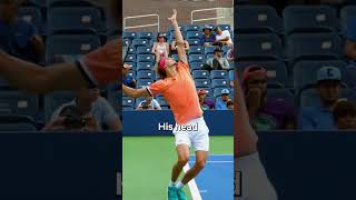 Alexander Zverev's serve : the typical motion of a right-eye dominant