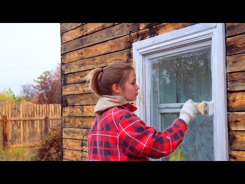 ЖИЗНЬ В УРАЛЬСКОЙ ДЕРЕВНЕ. РАБОТАЕМ НА УЧАСТКЕ. ЗЛАТА ГОТОВИТ.