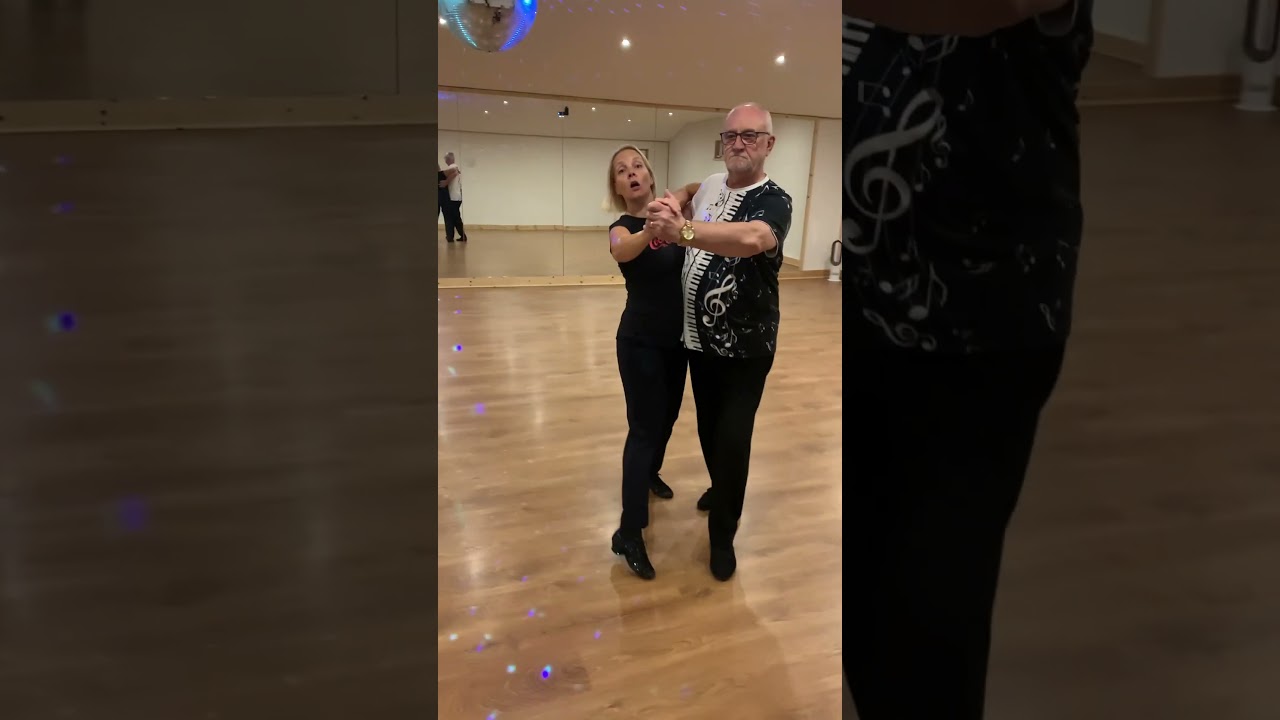 1.11.23 Intermediates Tango (2 Walks, Fallaway Promenade, Closed Promenade)